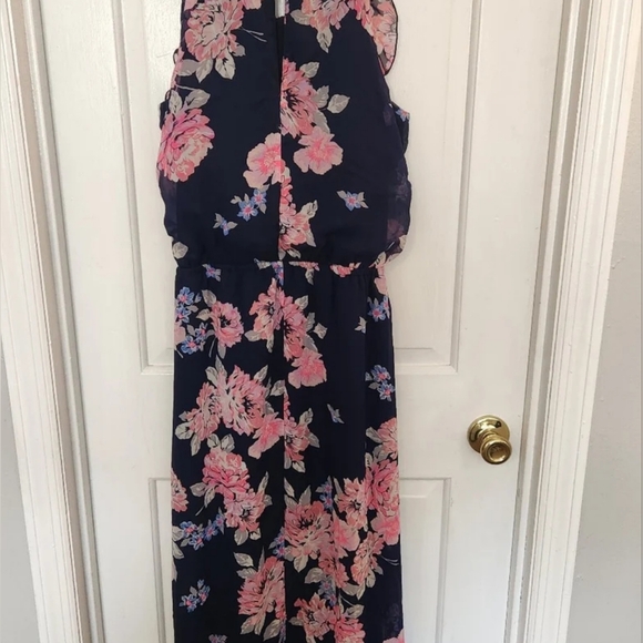 Old Navy Chiffon Maxi Dress Black/Pink Floral NWOT - Picture 3 of 3